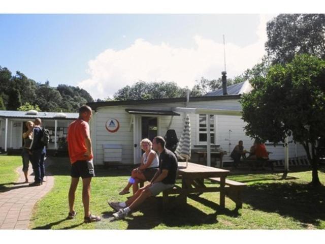 Yha Opoutere Hostel Exterior photo